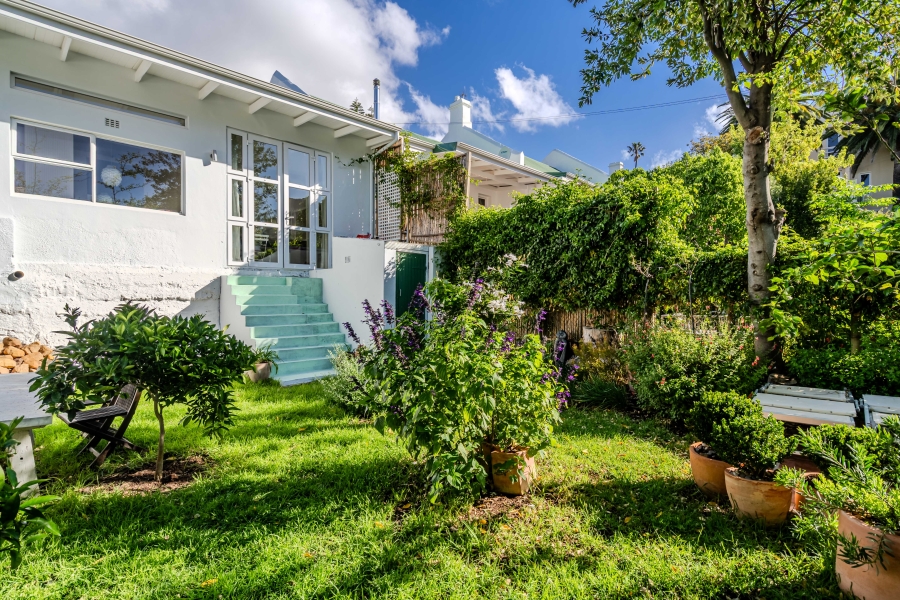 2 Bedroom Property for Sale in Oranjezicht Western Cape